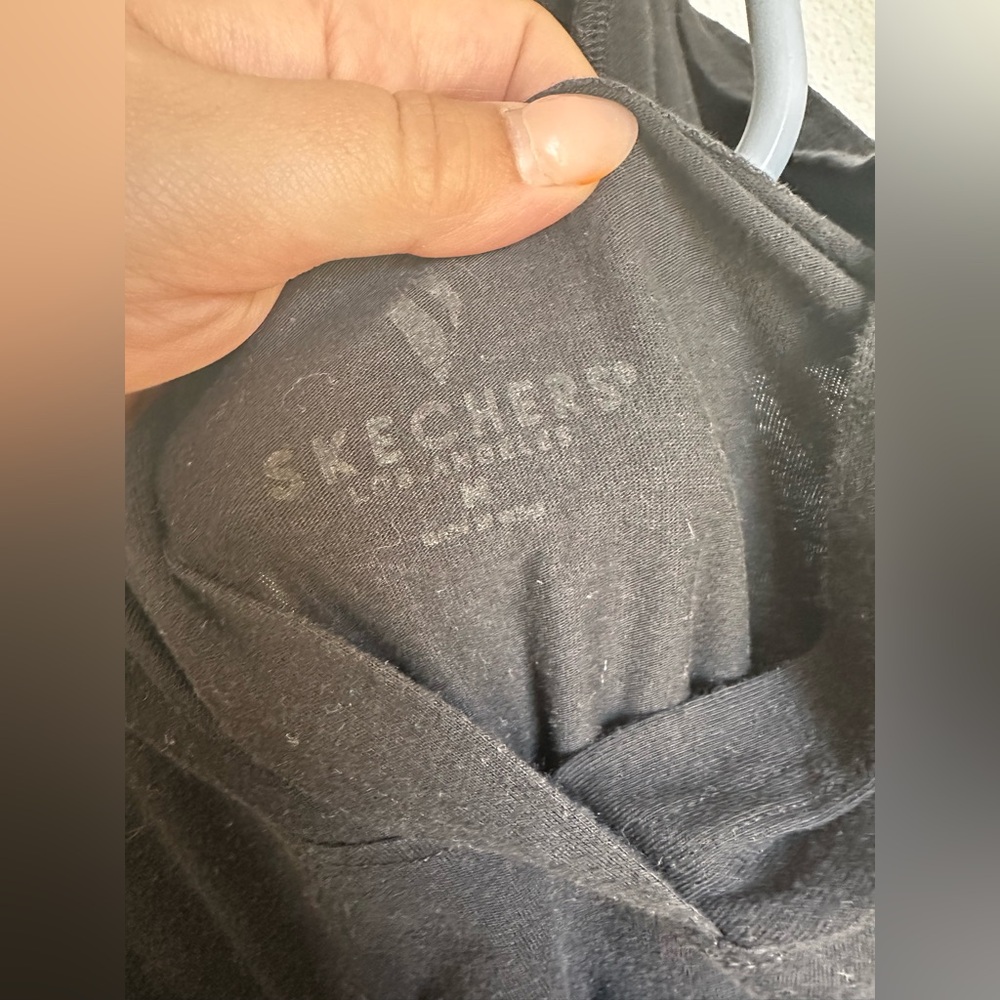 Skechers size medium sweater - Picture 3 of 4